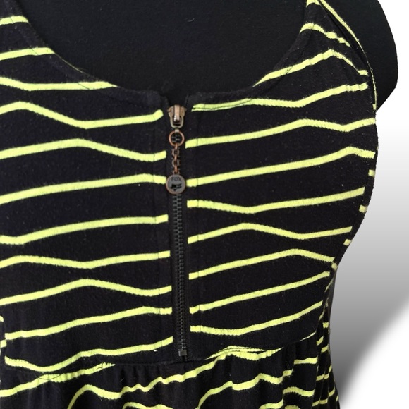 Fox Women's Striped Sundress Black & Yellow Adjustable Straps Summer Casual - Picture 6 of 6